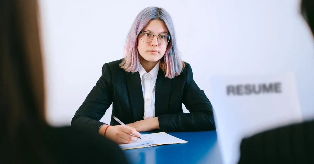 How to Prepare for a Job Interview: Your Definitive Checklist