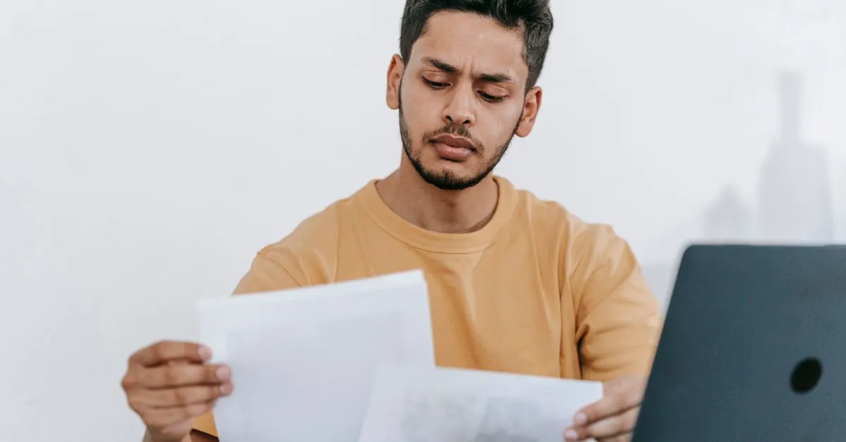 Red Flags in a Job Offer: Spot the Warning Signs Before You Accept